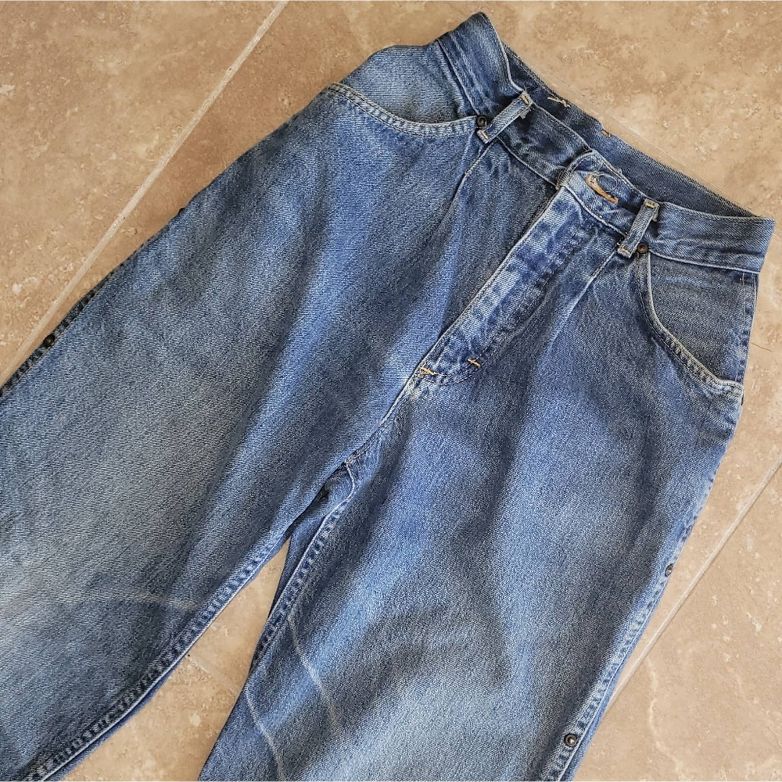 Vintage Medium Blue Wash High Waist Denim Jeans - Xxs by Lee - Image 4