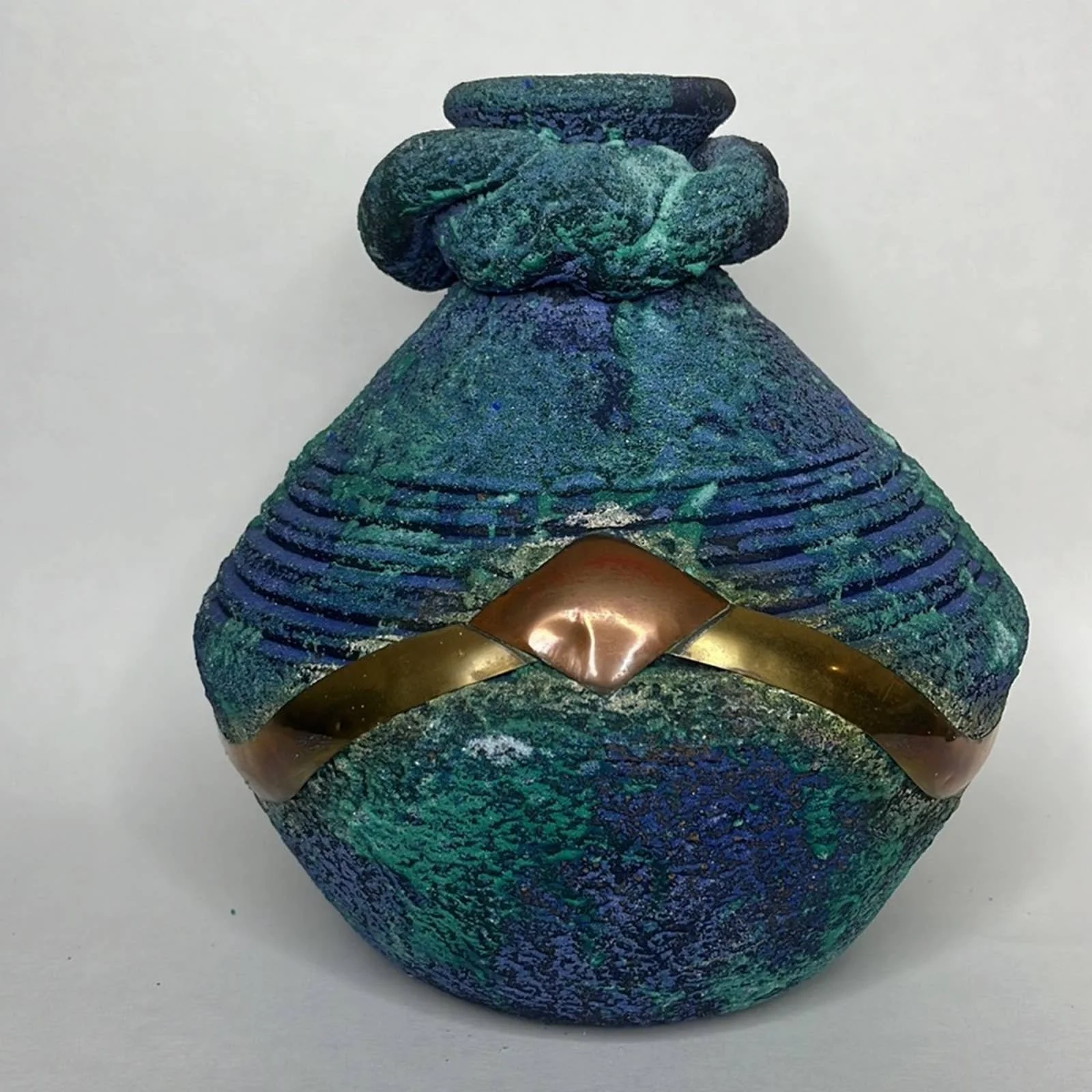 Vintage Navajo Vase Brass Copper Inlay - Image 5