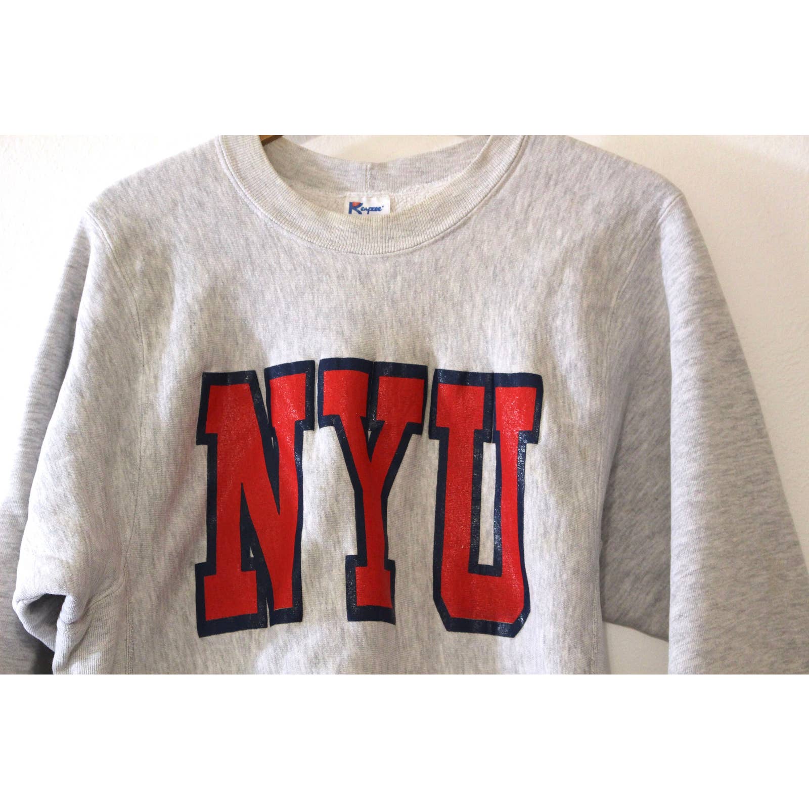 Vintage New York University Nyu Violets Sweatshirt Medium - Image 3
