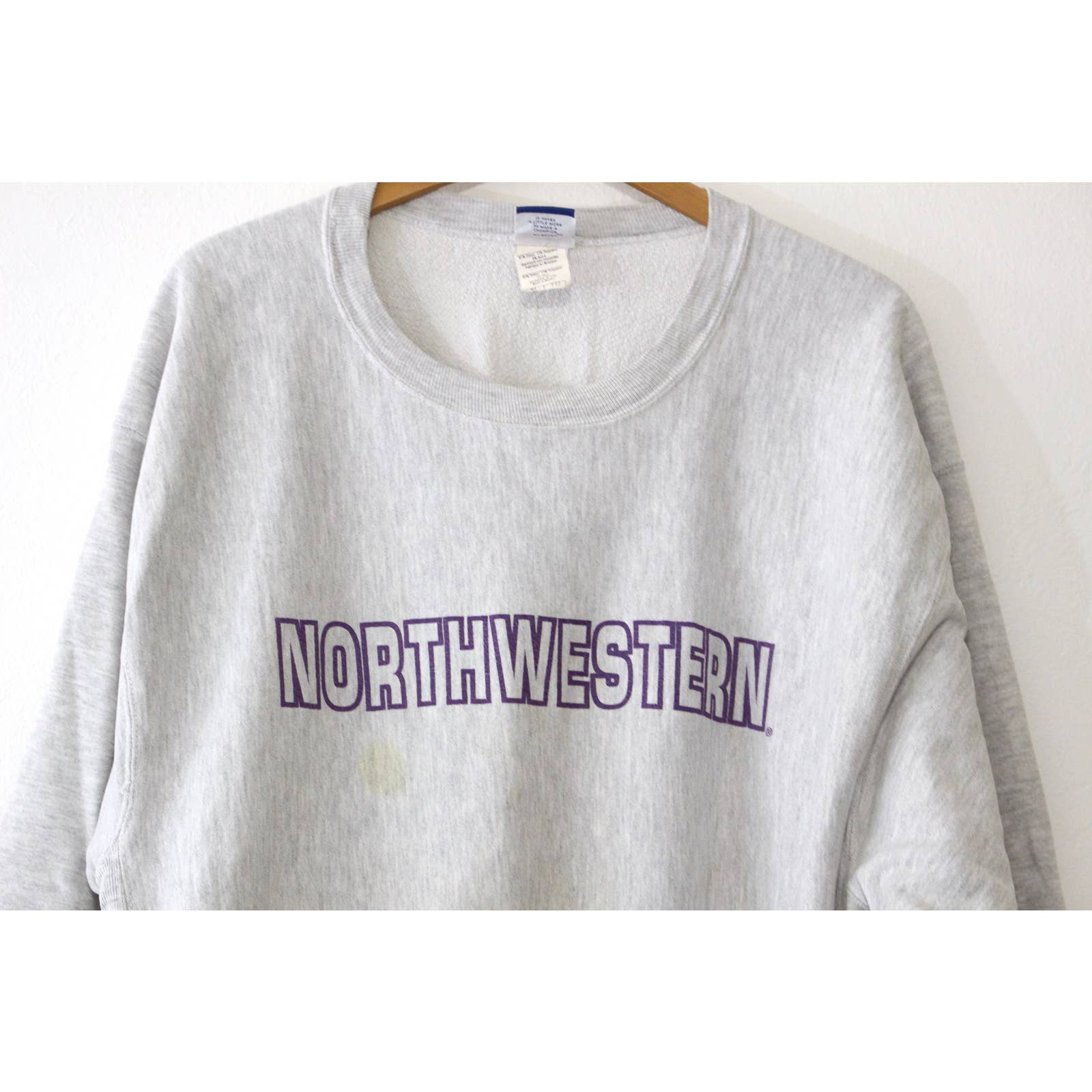 Vintage Northwestern University Illinois Wildcats Sweatshirt Xl by Champion - Image 3
