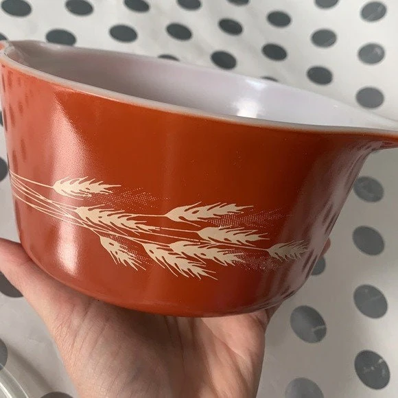 Vintage Orange Casserole by Pyrex - Image 5