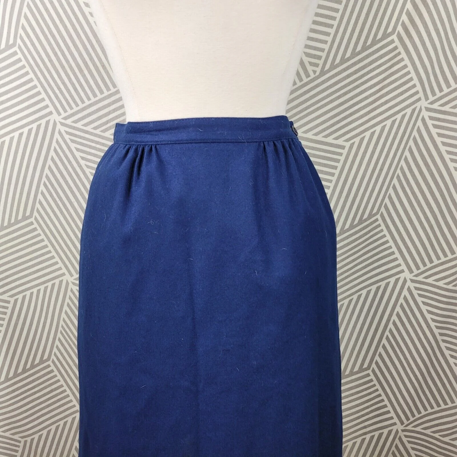 Vintage Pendleton Skirt Size 10 Petite Wool Midi Pleated Navy Blue School Girl by Pendleton - Image 2