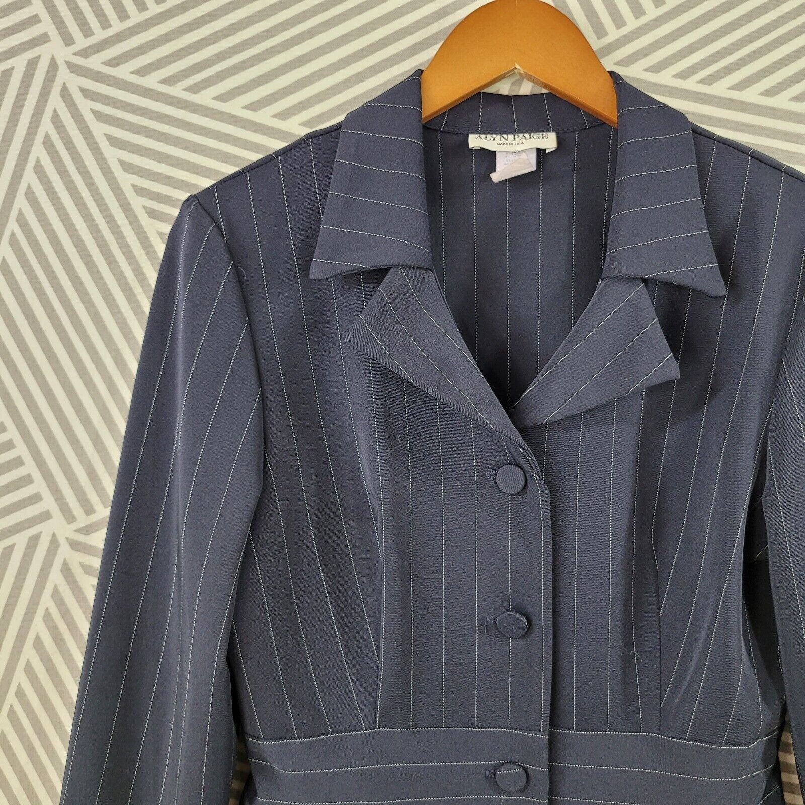 Vintage Pin Stripe Blazer Jacket Size 8/10 Black Alt Career - Image 2