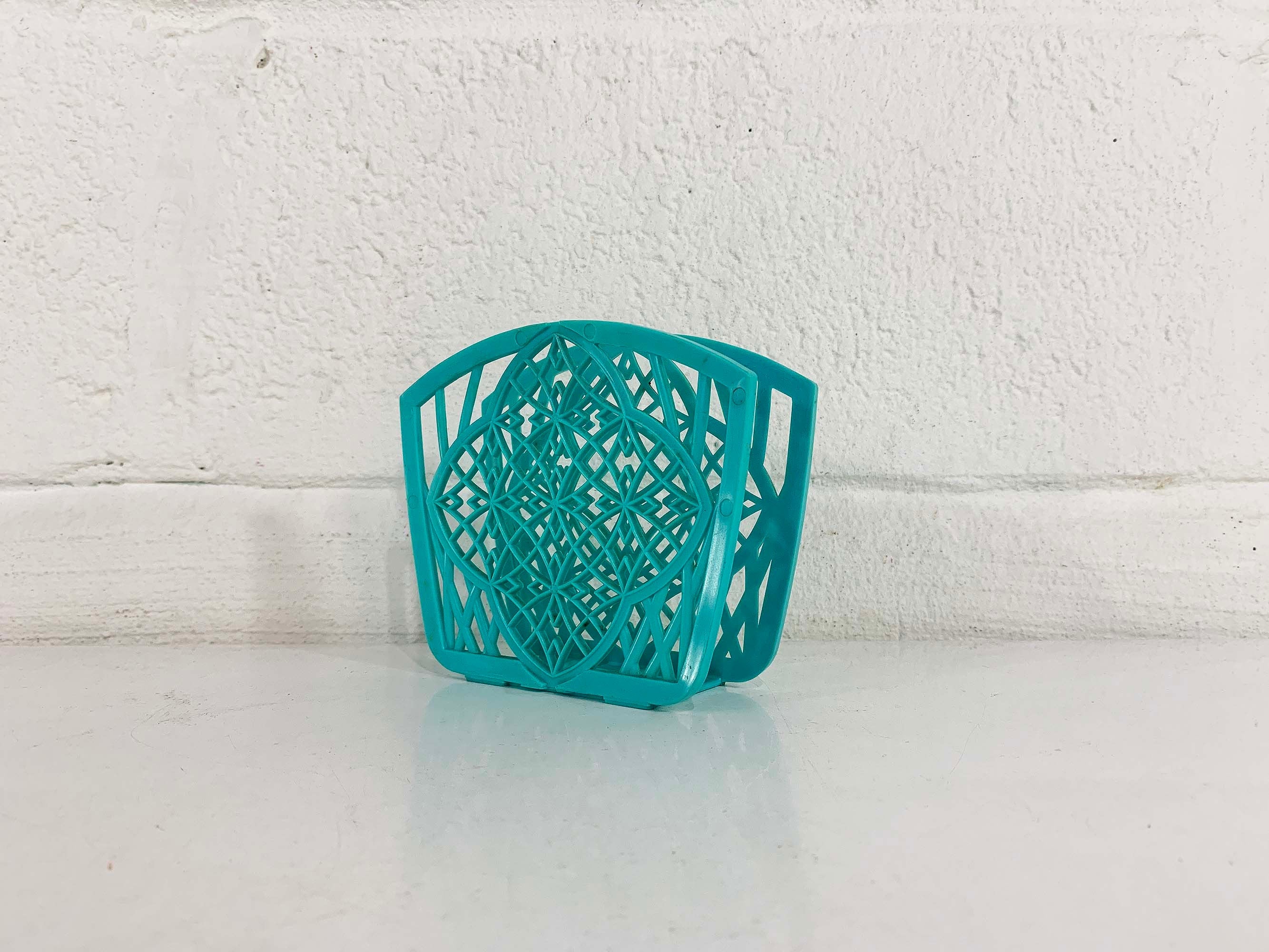 Vintage Plastic Blue Napkin Holder Geometric Teal Turquoise Mid-Century Kitchen Retro Kitsch Letter Mail 60s - Image 2
