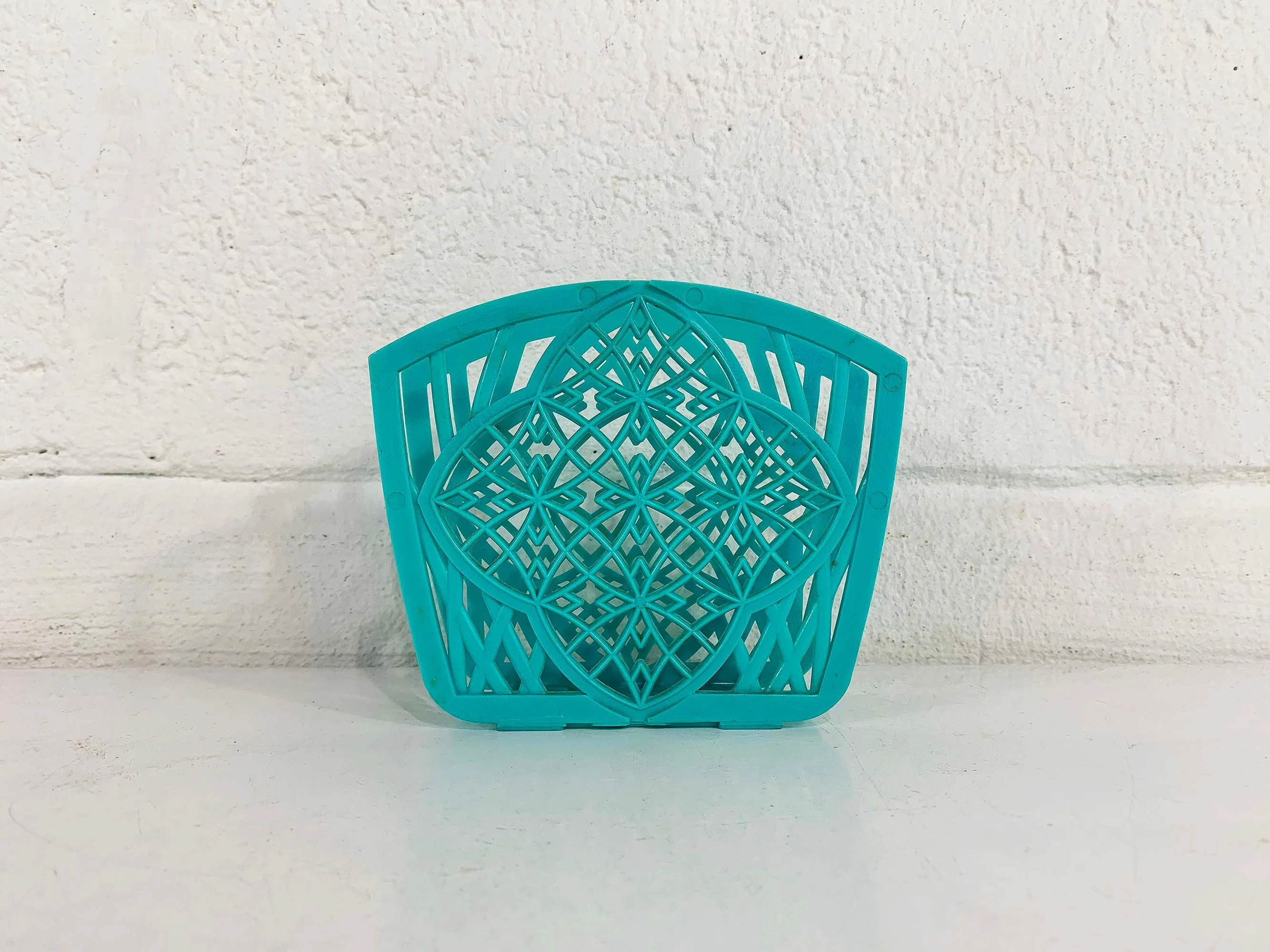 Vintage Plastic Blue Napkin Holder Geometric Teal Turquoise Mid-Century Kitchen Retro Kitsch Letter Mail 60s - Image 3