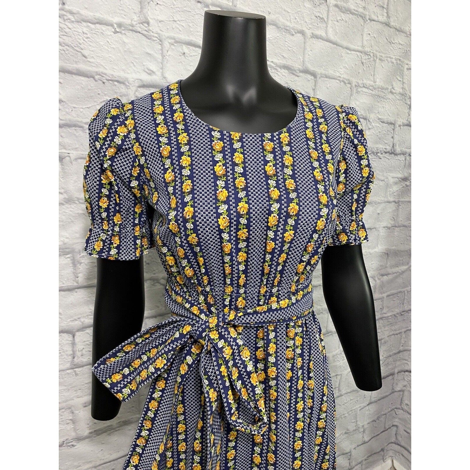 Vintage Prairie Handmade 70s Dress Belted Cottage Floral M/l Midi Modest - Image 3