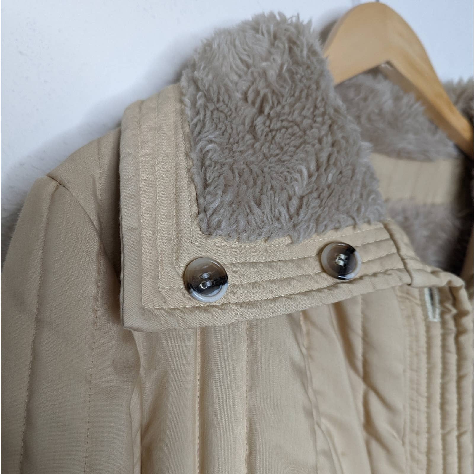 Vintage Quilted Sherpa Lined Jacket Khaki Neutral by Channel - Image 5