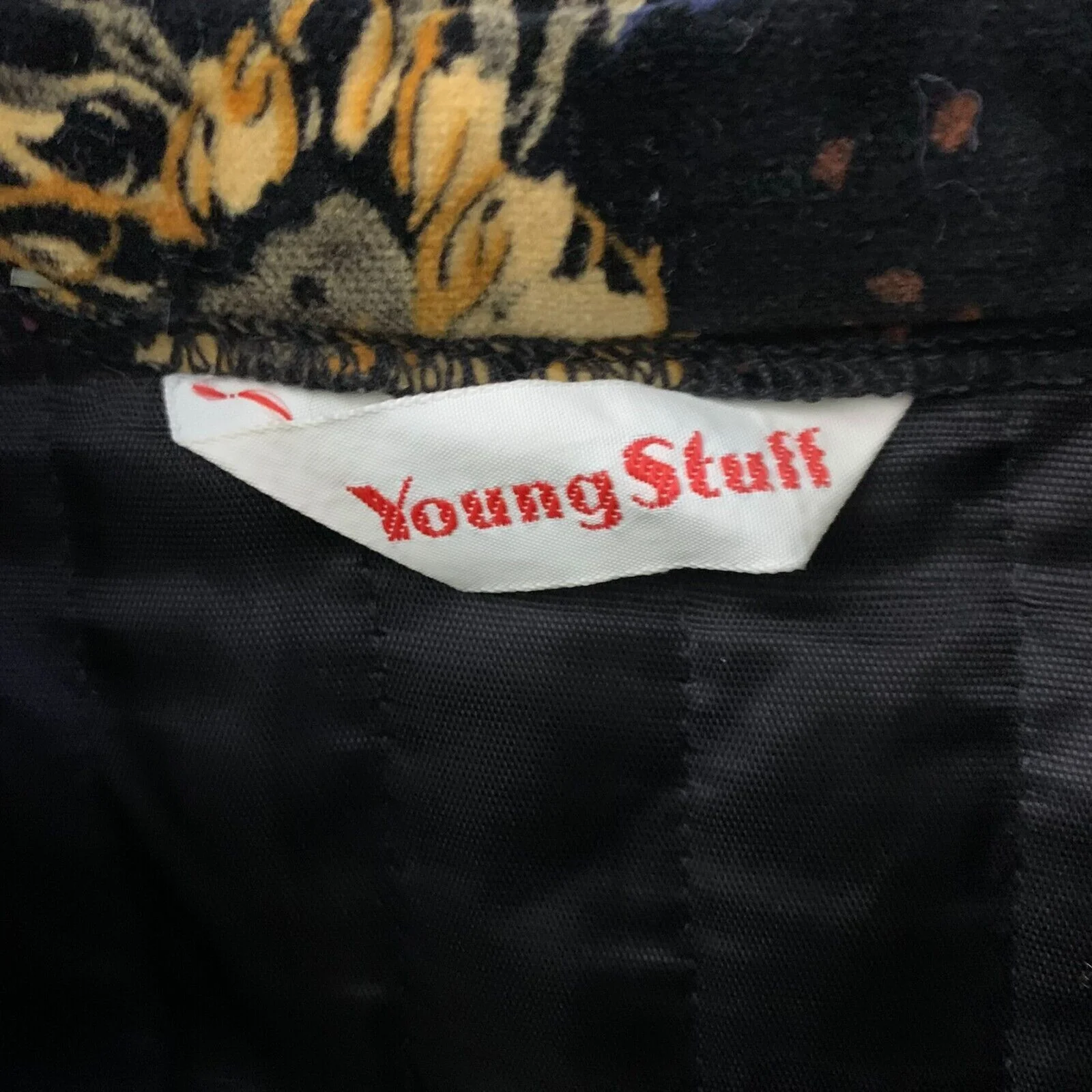 Vintage Quilted Velvet Coat S Black Floral Lined Pockets Buttons by Young Stuff - Image 6