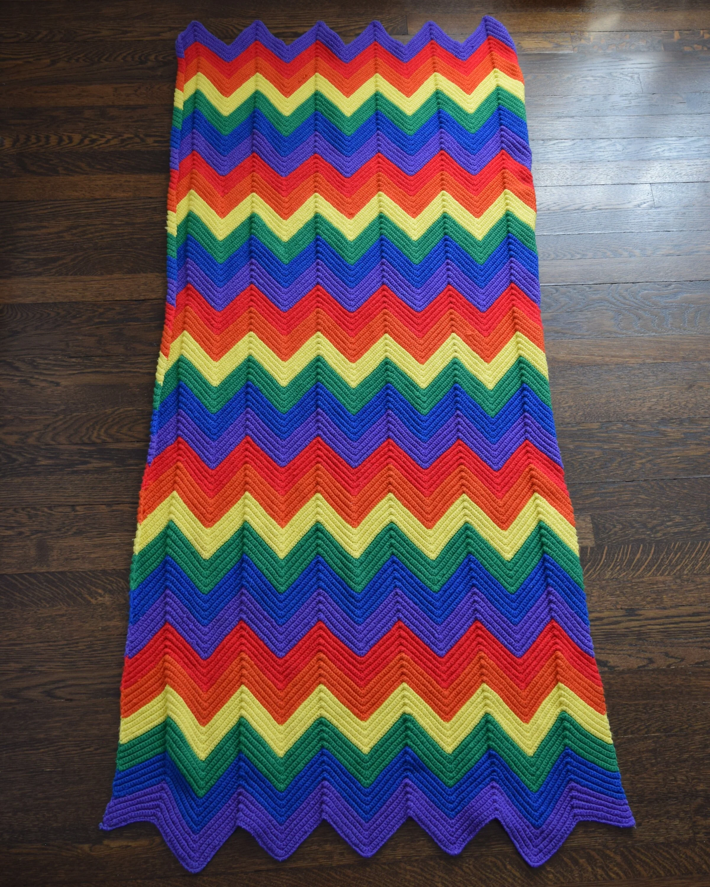 Vintage Rainbow Blanket 70s Rainbow Chevron Throw Blanket, Retro 70s Afghan Crochet Ripple Zig Zag Blanket - Image 9