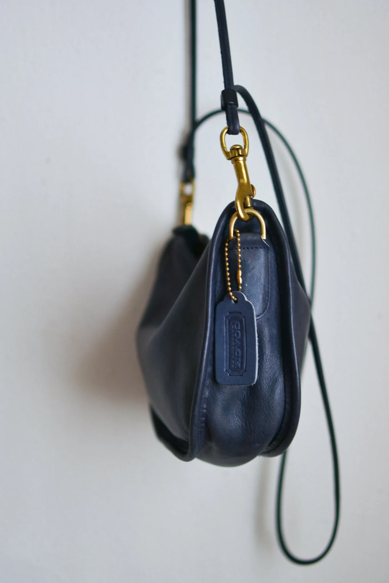 Vintage Rare Leather Bag Blue Navy Shoulder Bag Satchel Small by Coach - Image 4