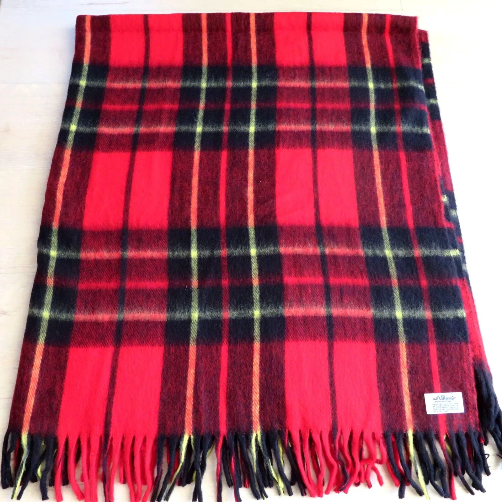 Vintage Red Tartan Plaid Acrylic Throw Blanket Fringed Stadium Lap Usa by St Mary's - Image 3