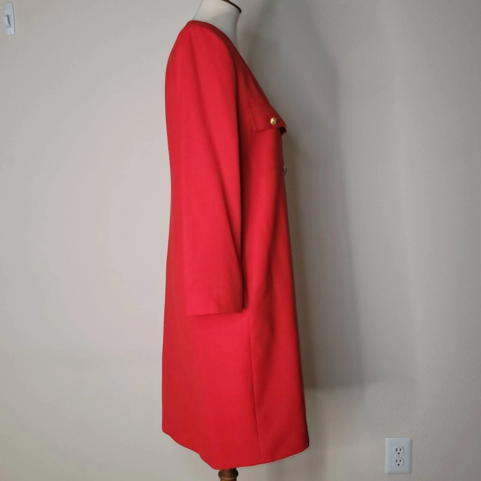 Vintage Red V-Neck Long-Sleeved Shift Dress with Gold-Tone Buttons - 12 by Evan Picone - Image 3