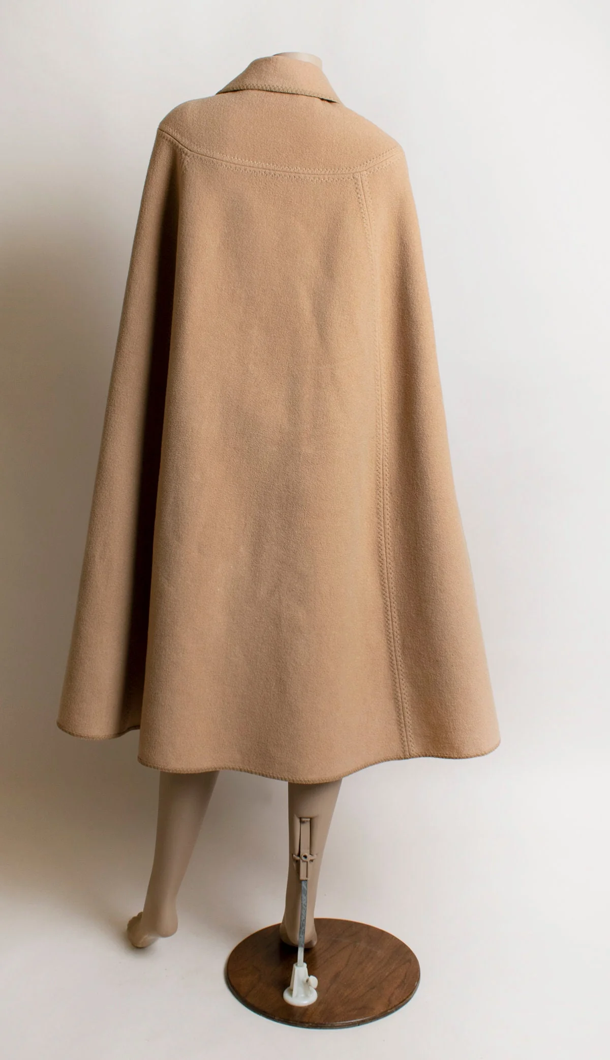 Vintage Reversible Wool Cape Eggshell White and Light Cocoa Brown Button Up Arm by Wetherall - Image 7