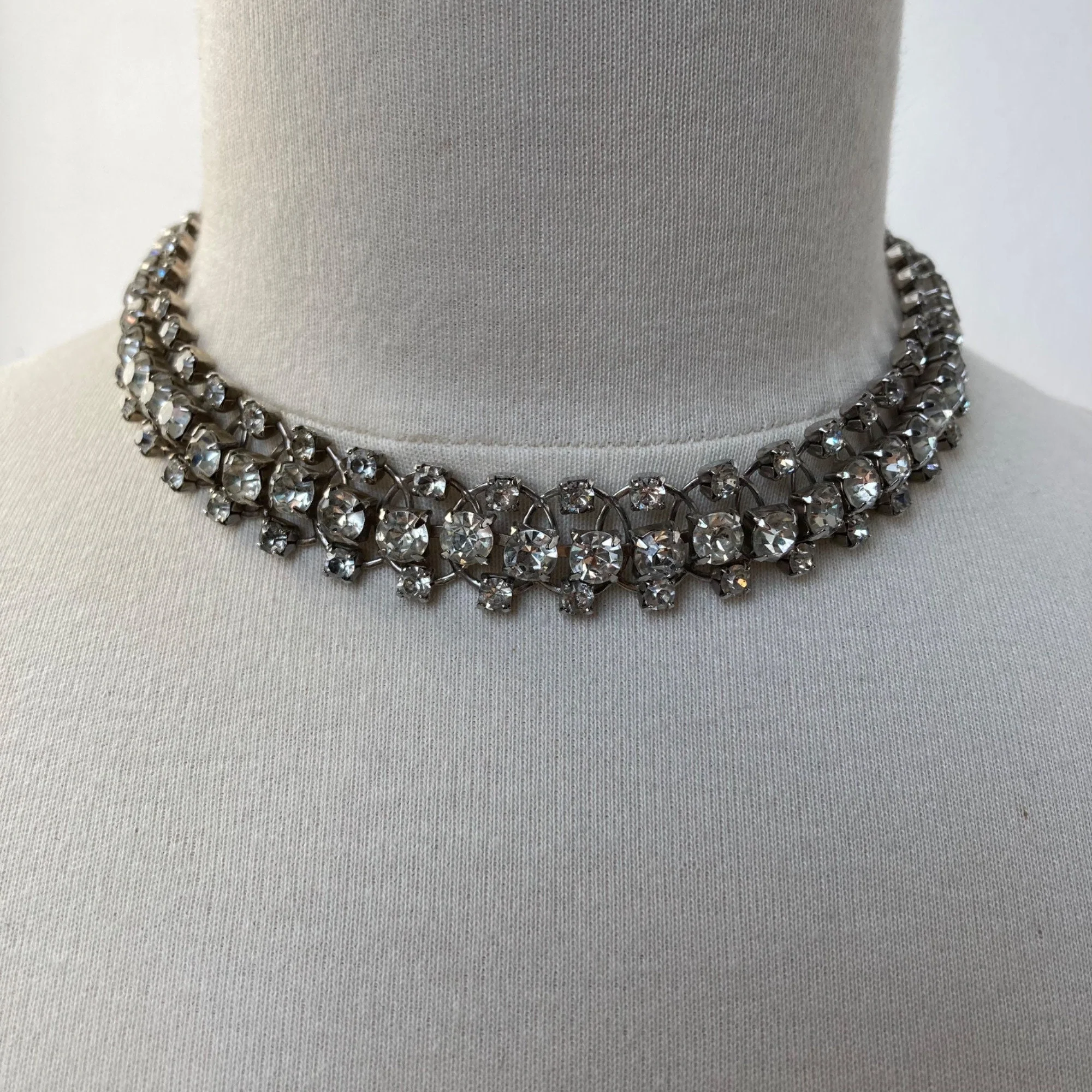 Vintage Rhinestone Collar Necklace Large Sparkling Stones Bling Statement - Image 2