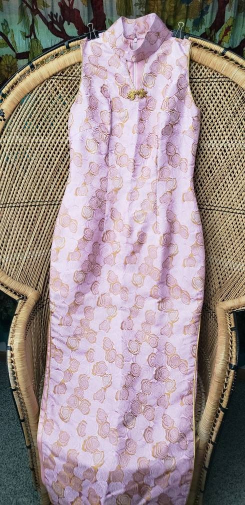 Vintage Rose Gold Brocade Cheongsam - Image 3