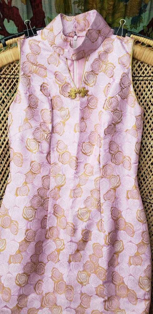 Vintage Rose Gold Brocade Cheongsam - Image 6