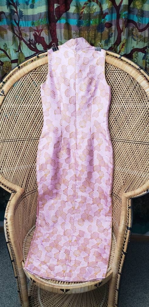 Vintage Rose Gold Brocade Cheongsam - Image 9
