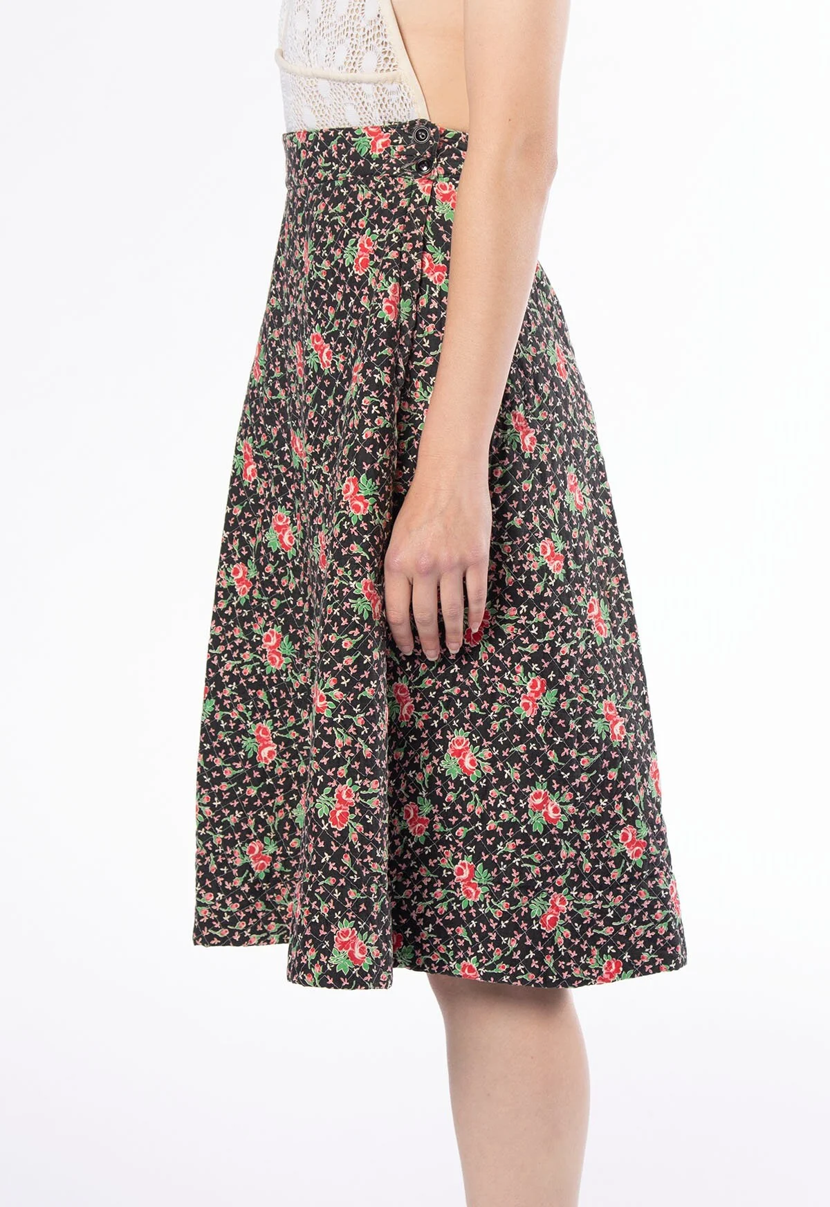 Vintage Rose Print Quilt Skirt - A-Line Knee Length Black and Pink Floral Print Skirt 70s - Cotton - Small 26" Waist - Image 3