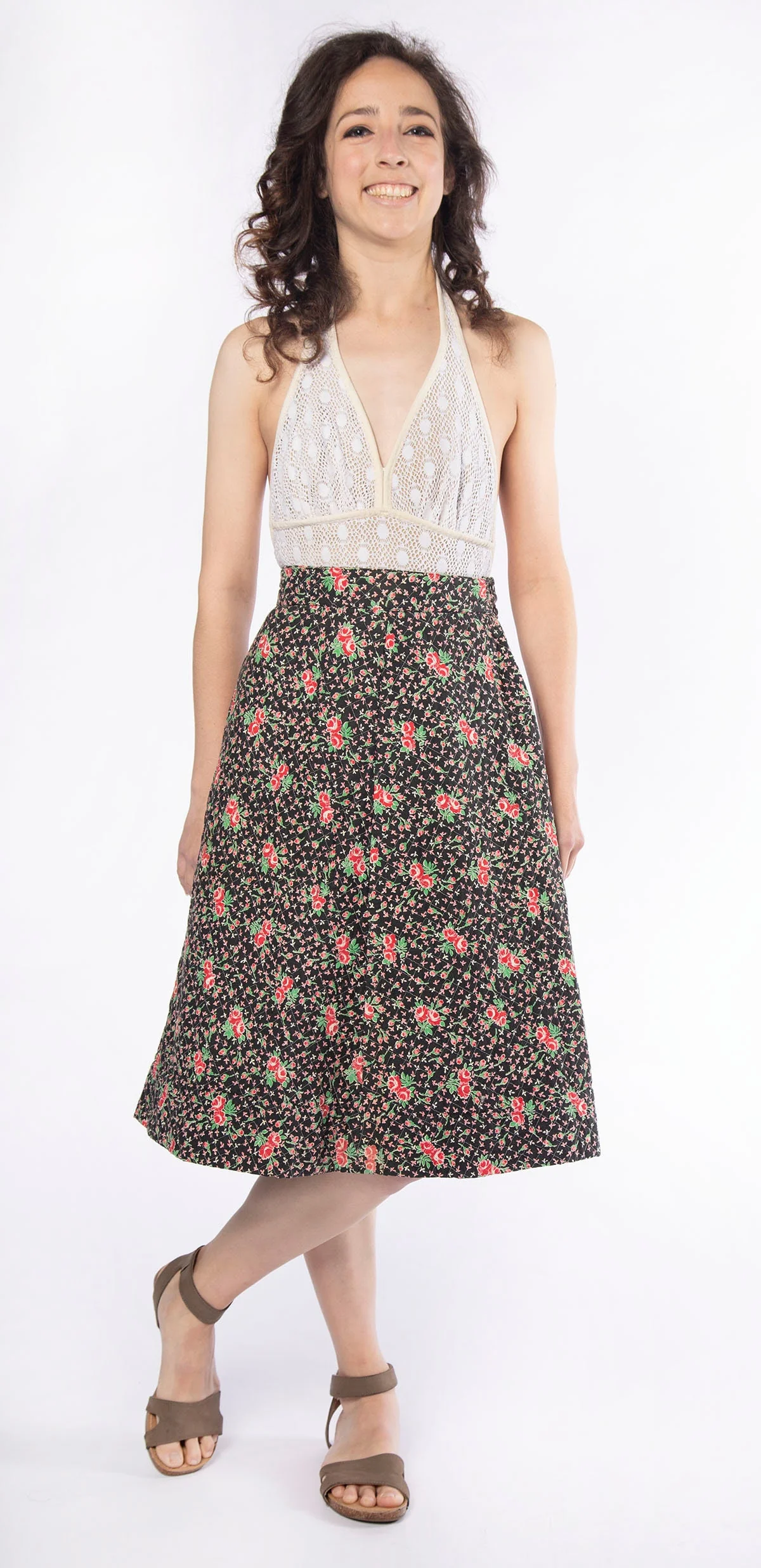 Vintage Rose Print Quilt Skirt - A-Line Knee Length Black and Pink Floral Print Skirt 70s - Cotton - Small 26" Waist - Image 8