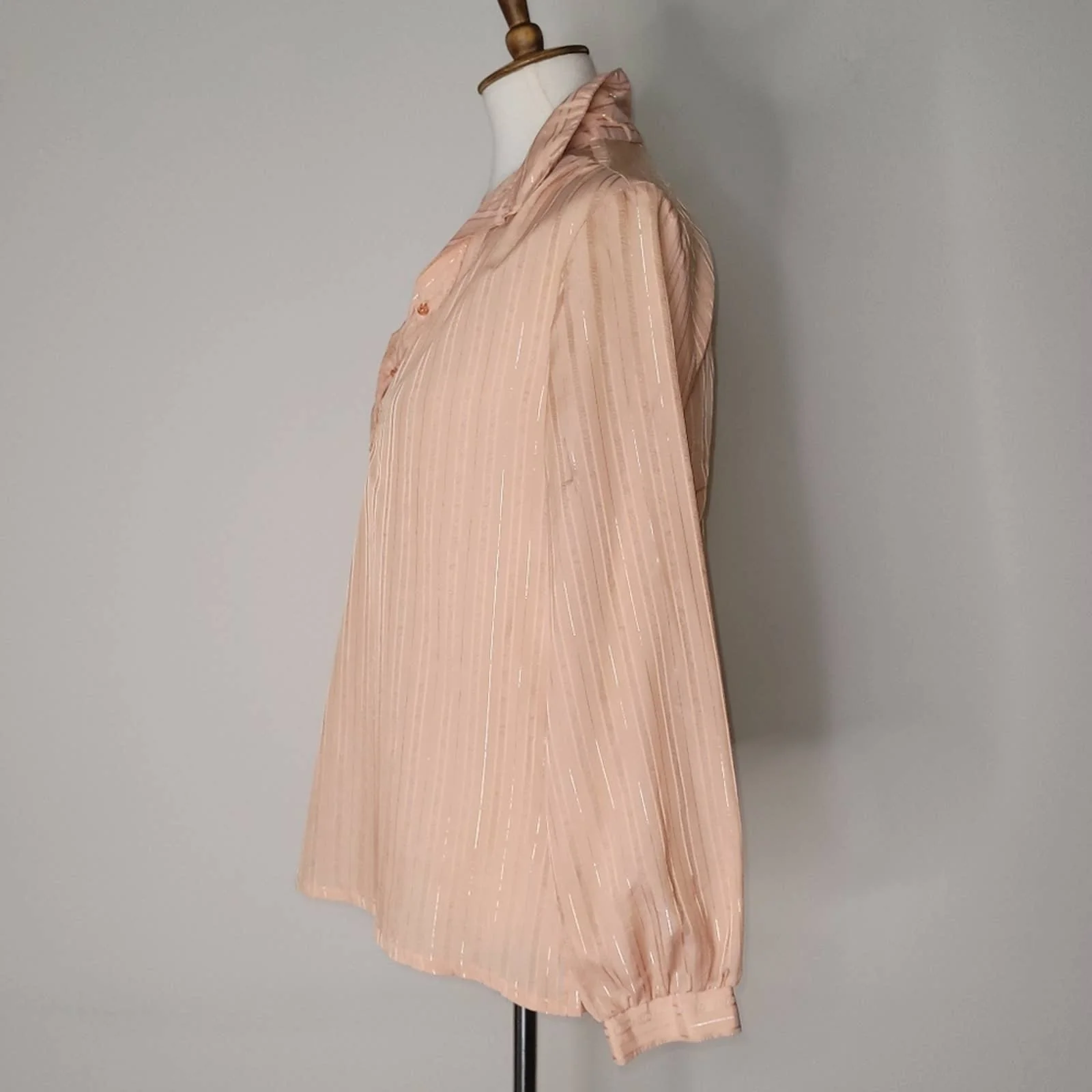 Vintage Salmon/pink and Metallic Vertical-Striped Long-Sleeved Collared Blouse by Elles Belles - Image 4