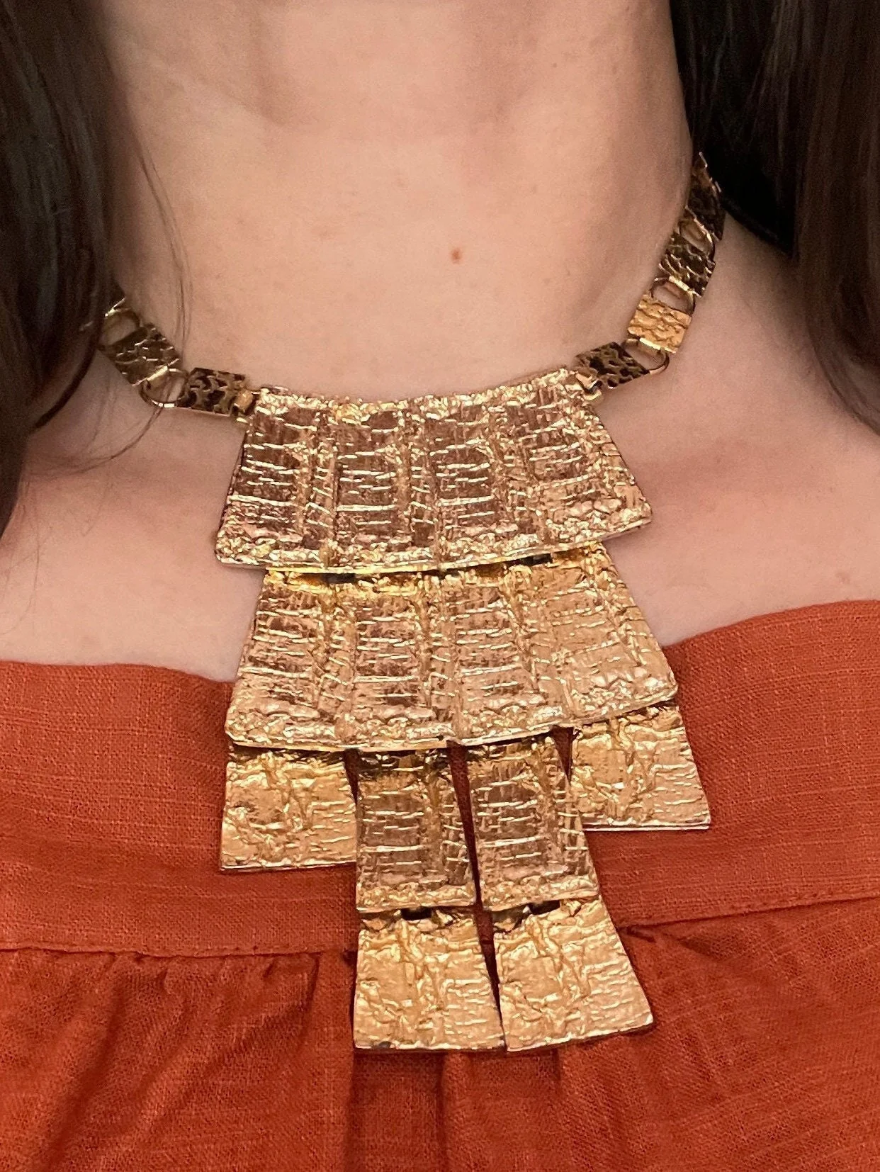 Vintage Sculptural Brutalist Gold Tone Statement Necklace - Image 2