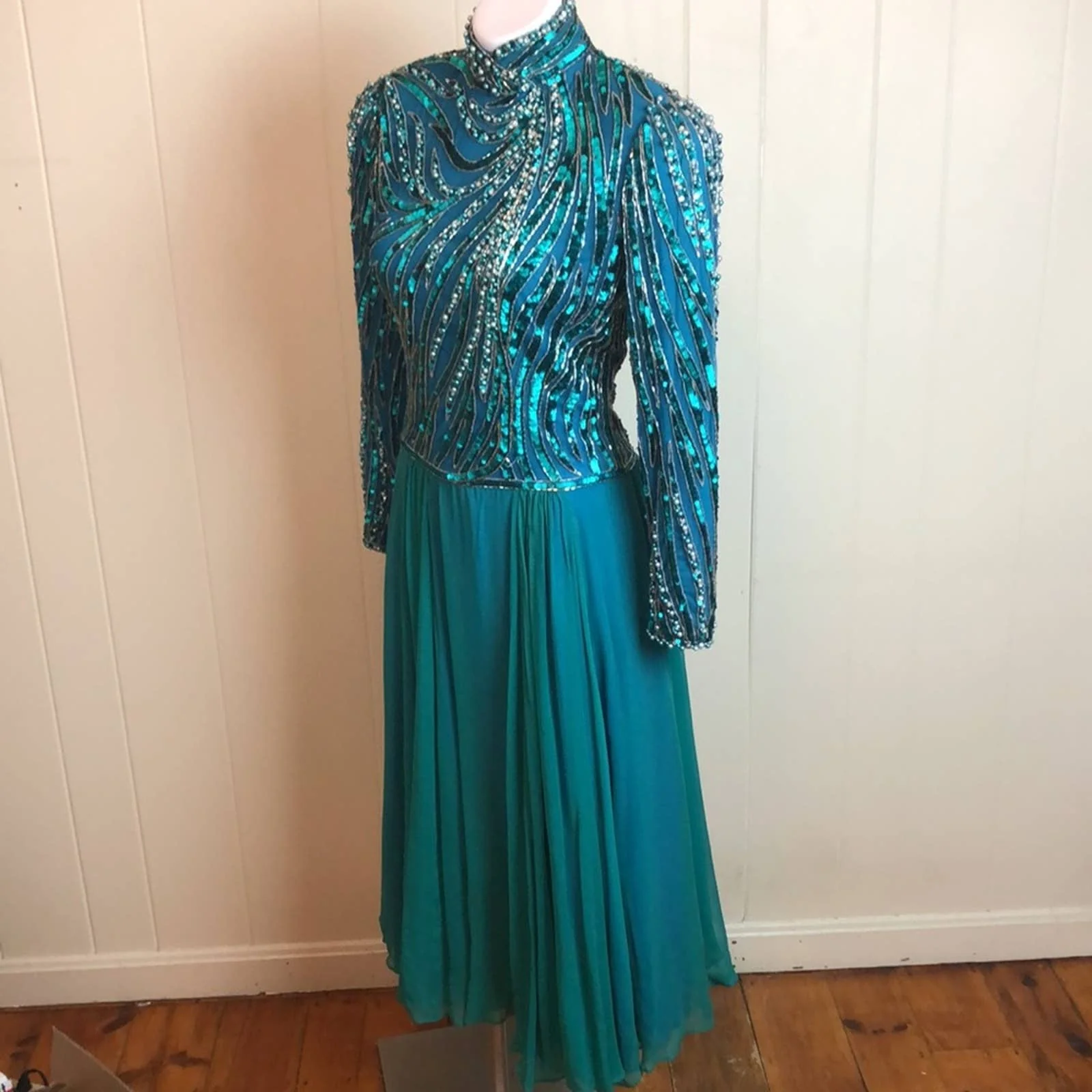 Vintage Sequin Beaded Silk Glam Party Dress 6 Fancy Dressy Formal by Bob Mackie - Image 4