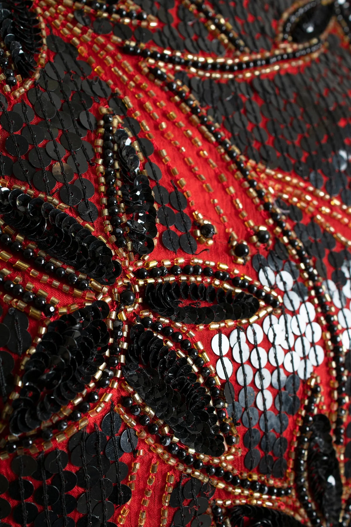 Vintage Sequin Blouse - Red and Black Floral Design Sequined Cocktail Party Silk Sparkly Beaded Flashy Top - Scala 80s 90s - Medium Large by Scala - Image 8