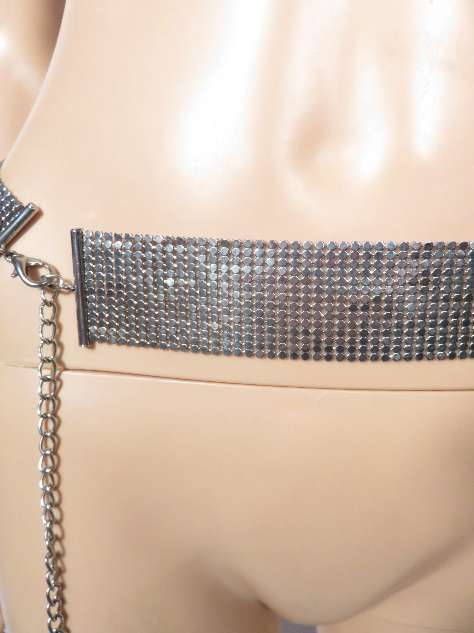 Vintage Silver Tone Metal Mesh Adjustable Chain Belt Size M - Image 9