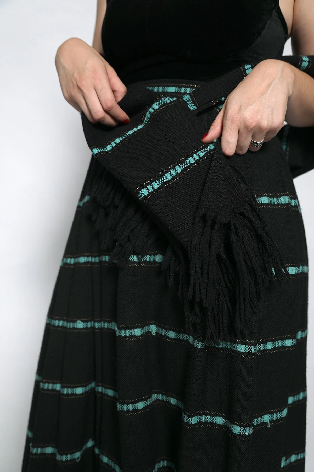 Vintage Skirt and Scarf Set Turquoise Blue and Black Woven Striped Pleat Skirt Austrian Alps Small Medium 28" Waist - Image 6