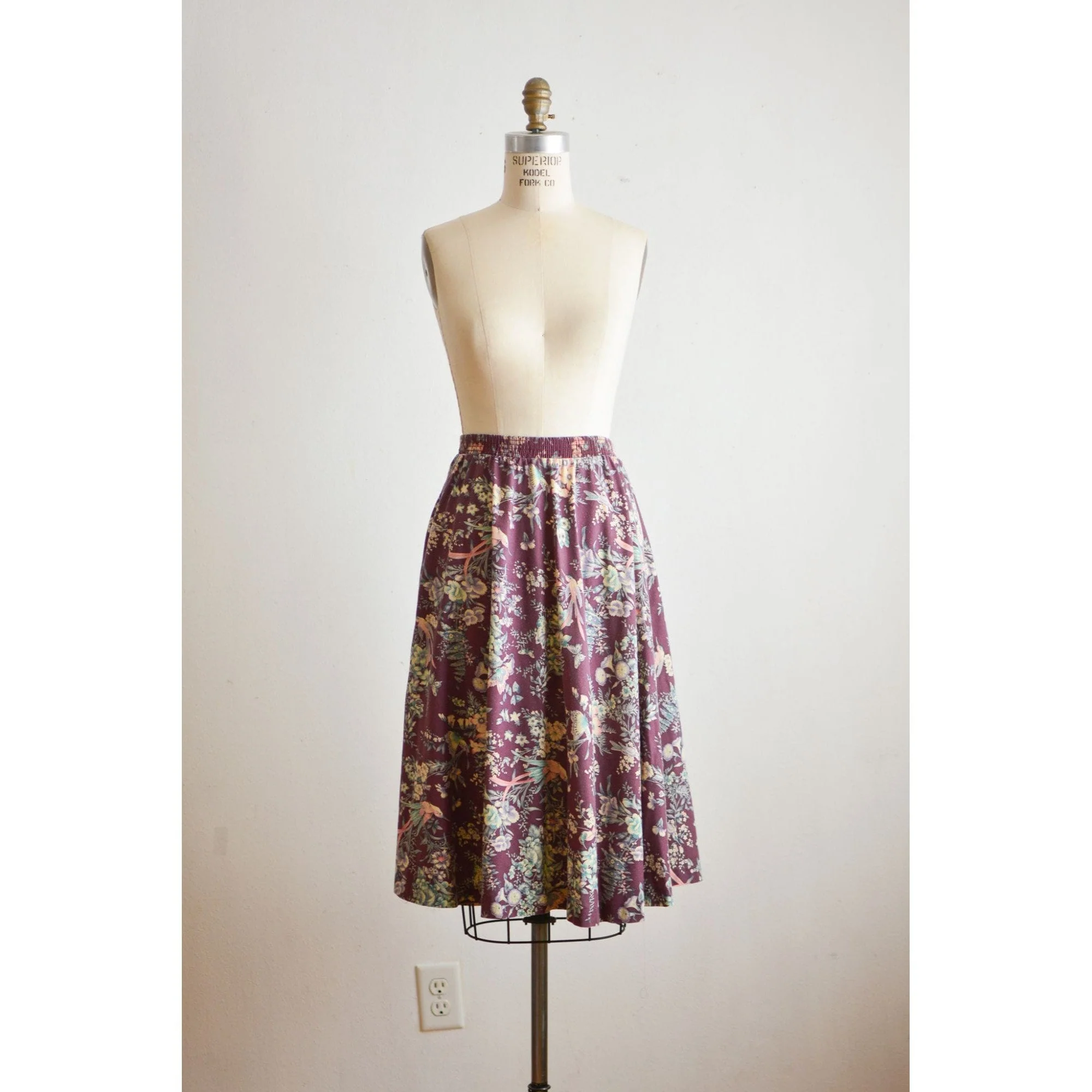 Vintage Skirt Cotton Floral Plum Elastic Waist Fit and Flare Romantic - Image 5