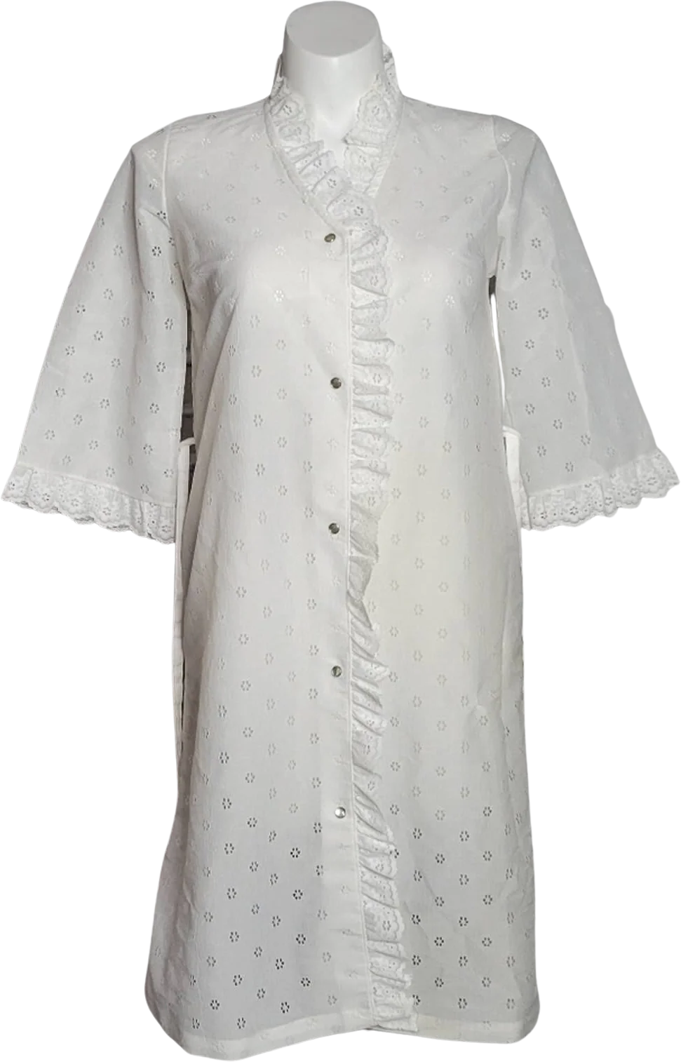 Vintage Snap Up Ruffle and Lace Trim Robe by Aristocraft