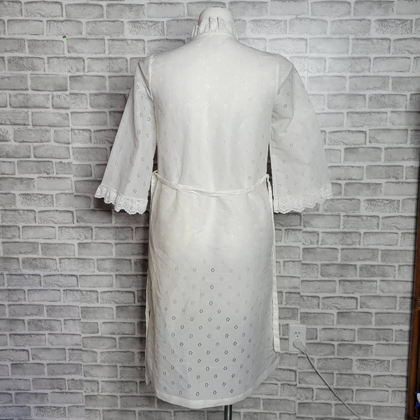 Vintage Snap Up Ruffle and Lace Trim Robe by Aristocraft - Image 2