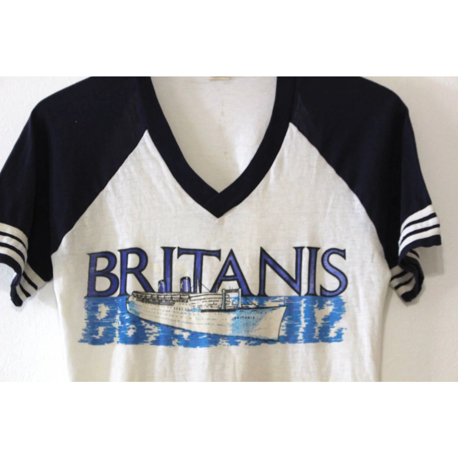 Vintage Ss Britanis Ocean Liner T-Shirt Medium - Image 3
