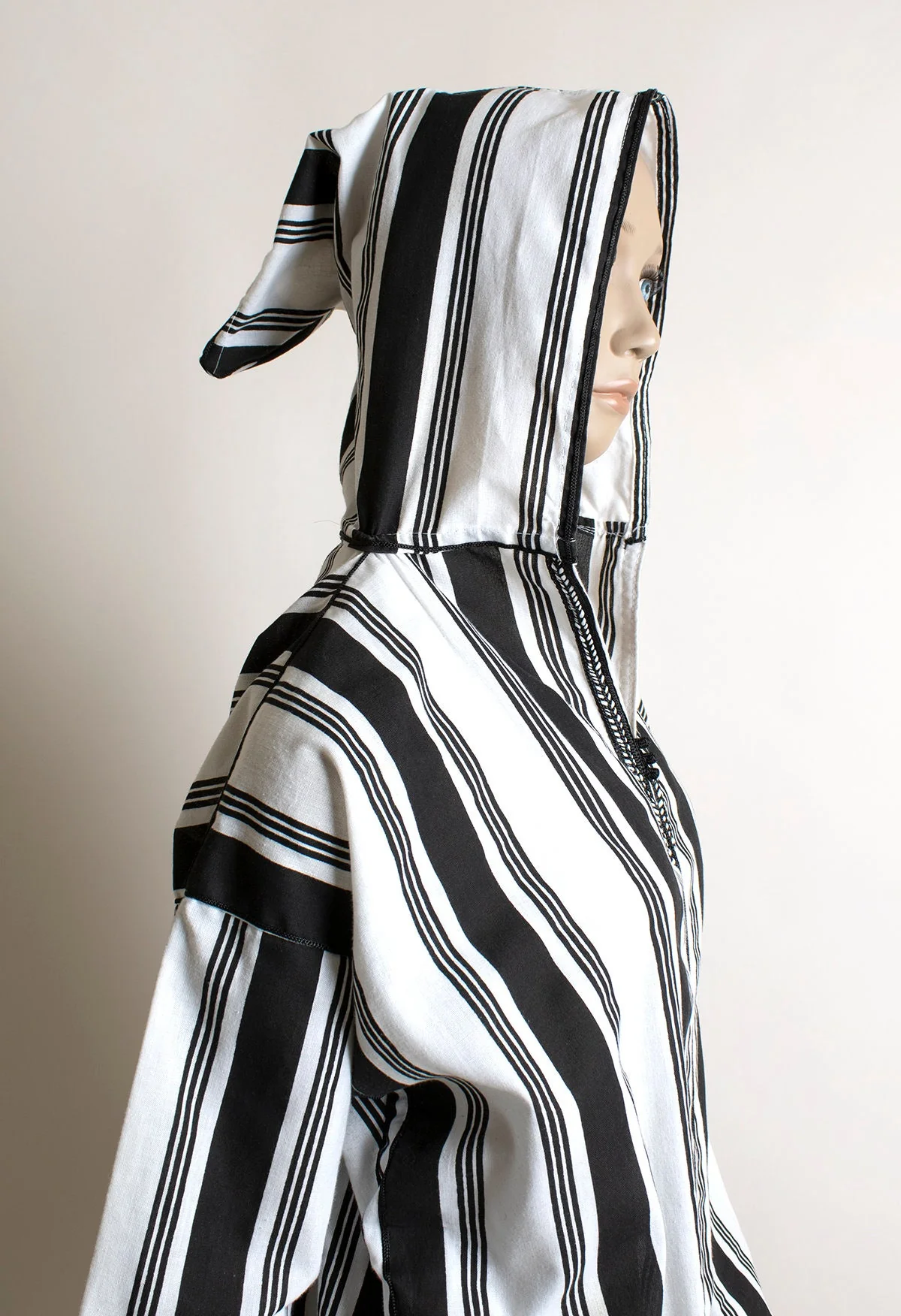 Vintage Striped Hooded Maxi Cotton Black and White Stripes with Open Sides for Belt Lounge - Image 8