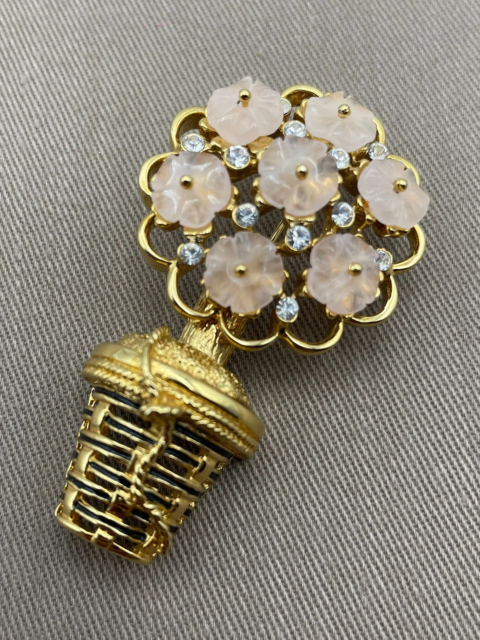 Vintage Topiary Tree Lucite Flower Brooch by St John - Image 4