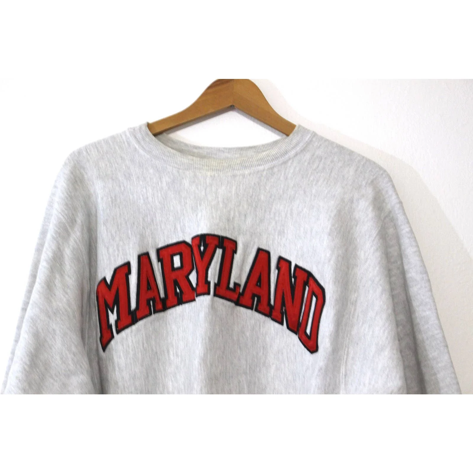 Vintage University of Maryland Terrapins Champion Sweatshirt Xl by Champion - Image 3