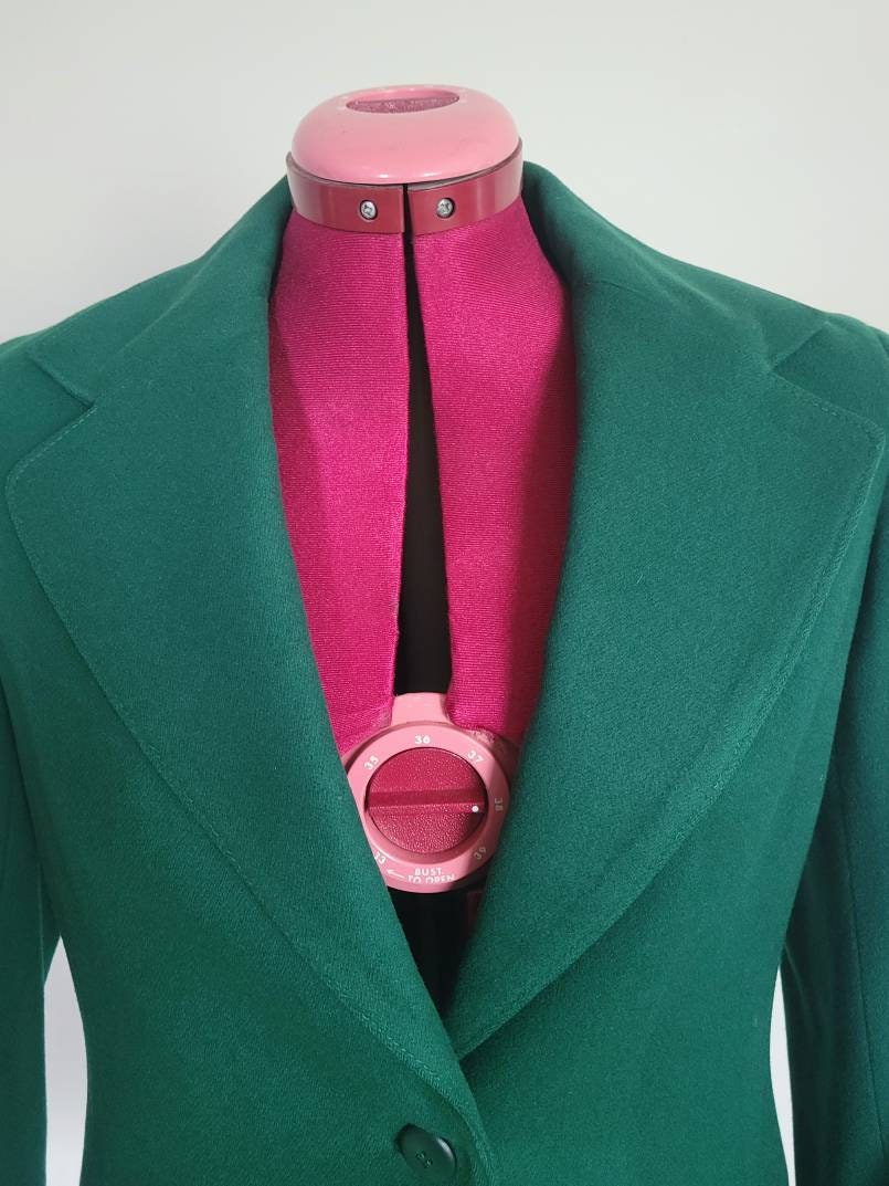 Vintage Vogue American Designer Emerald Green Jacket/coat with Hand Stitched Embroidery by Sharon Todd - Image 3