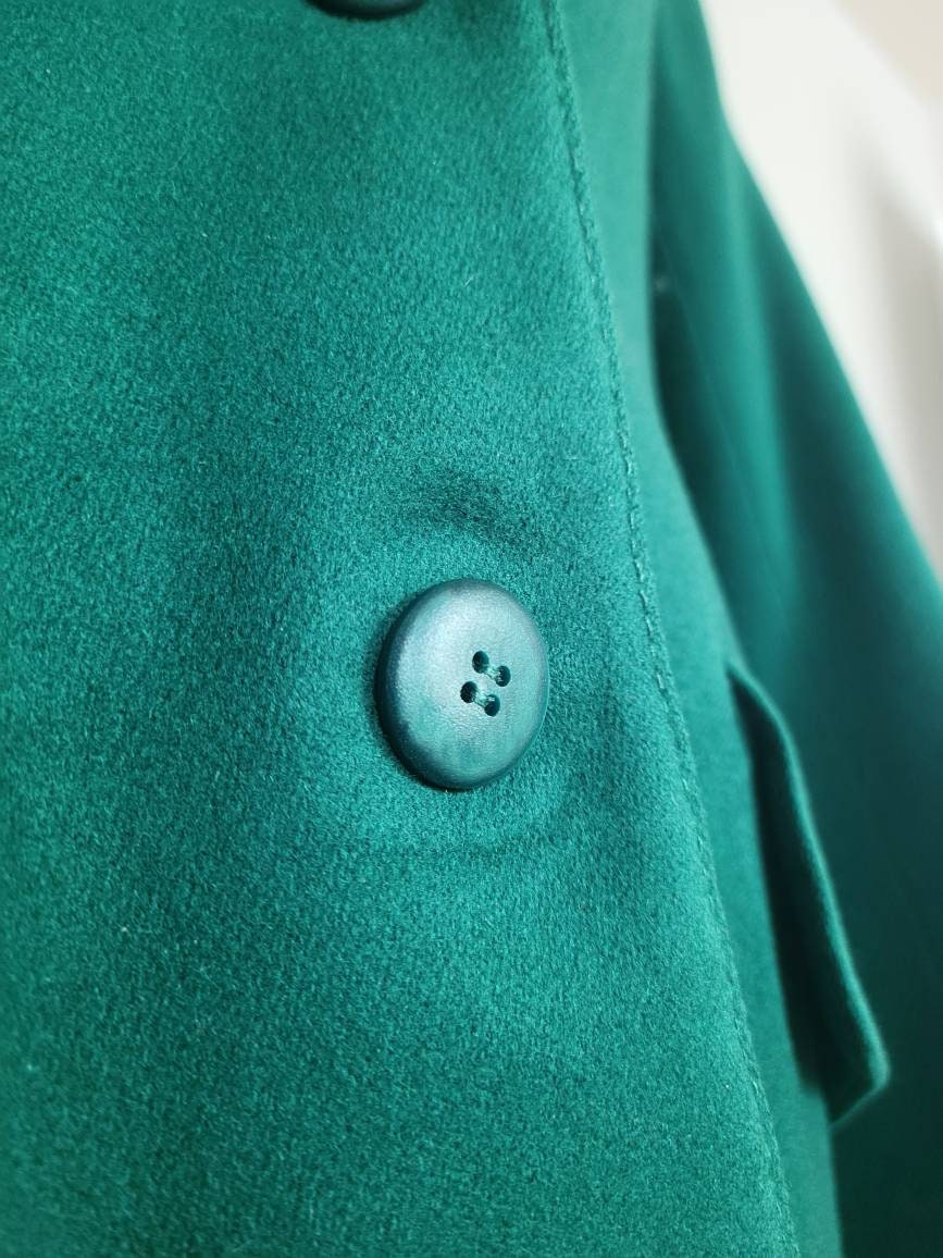 Vintage Vogue American Designer Emerald Green Jacket/coat with Hand Stitched Embroidery by Sharon Todd - Image 6