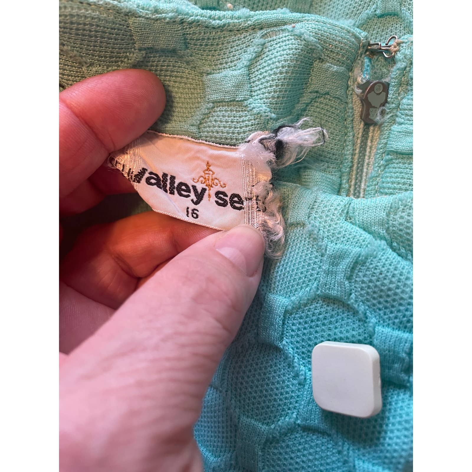 Vintage Waffle Weave Teal with Cream Buttons Sheath Dress Sz 16 Euc - Image 5