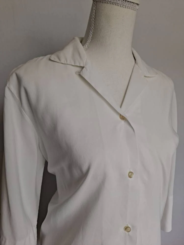 Vintage White 70s Dearborn Blouse Quarter Length Sleeves - Image 2