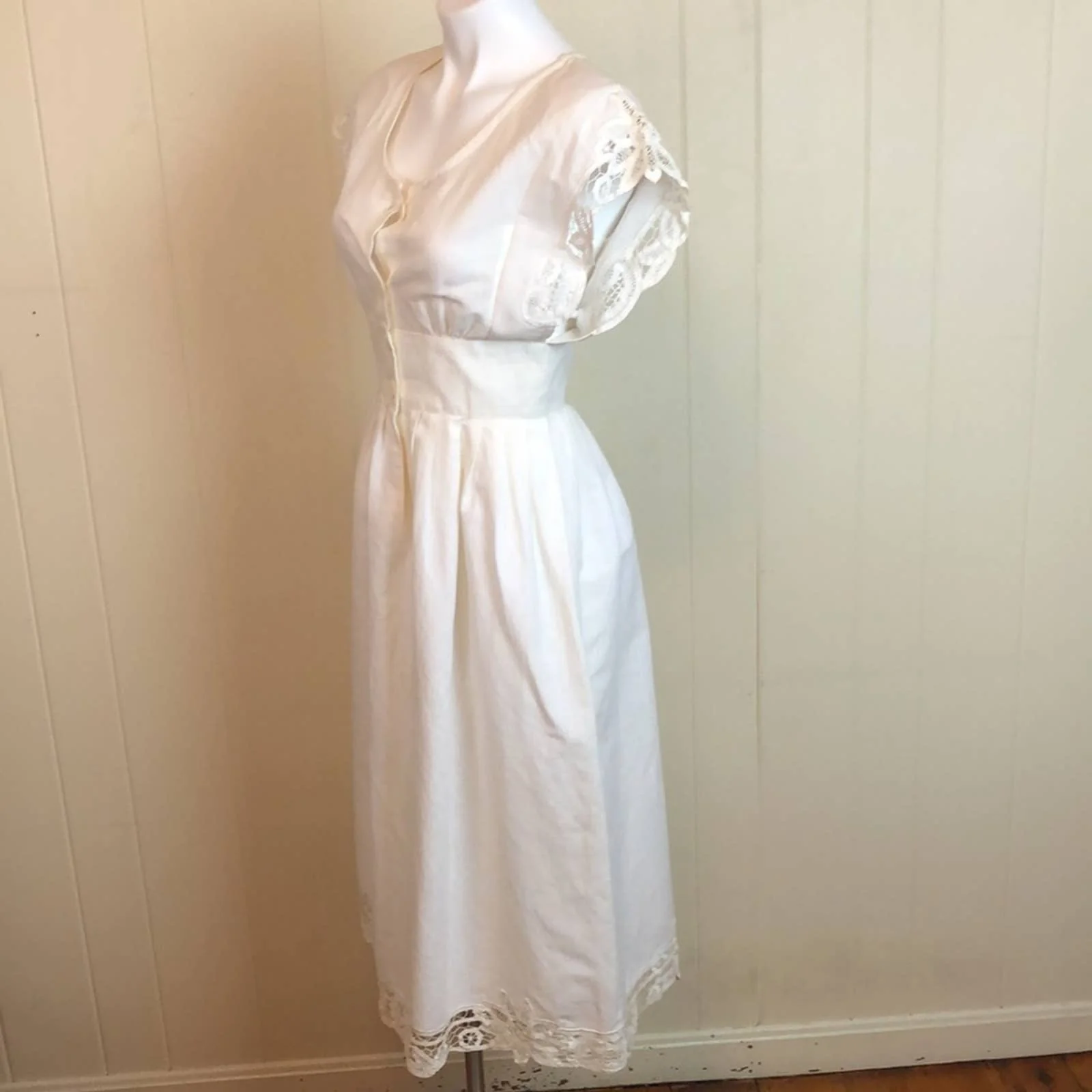 Vintage White Lacey Prairie Button Up Dress - Image 4