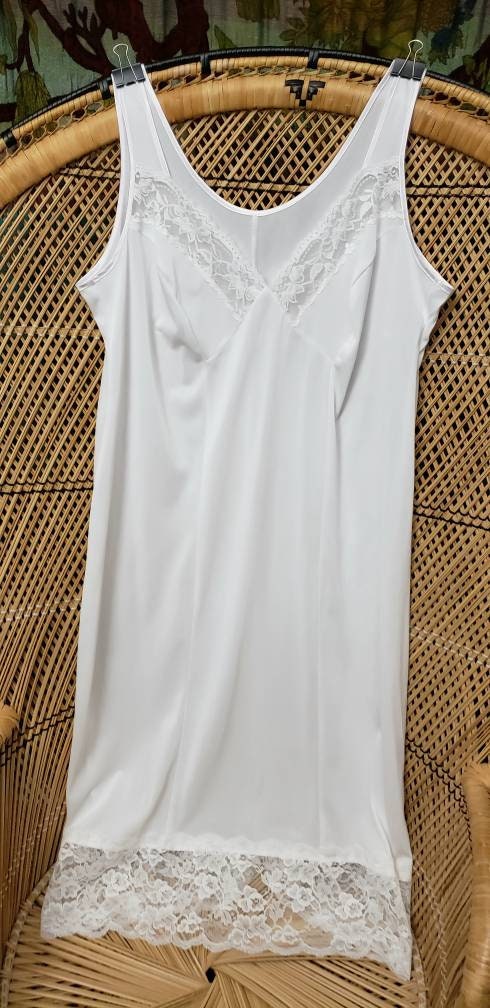 Vintage White M&S Slip with Wide Lace Hem by M&s - Image 3