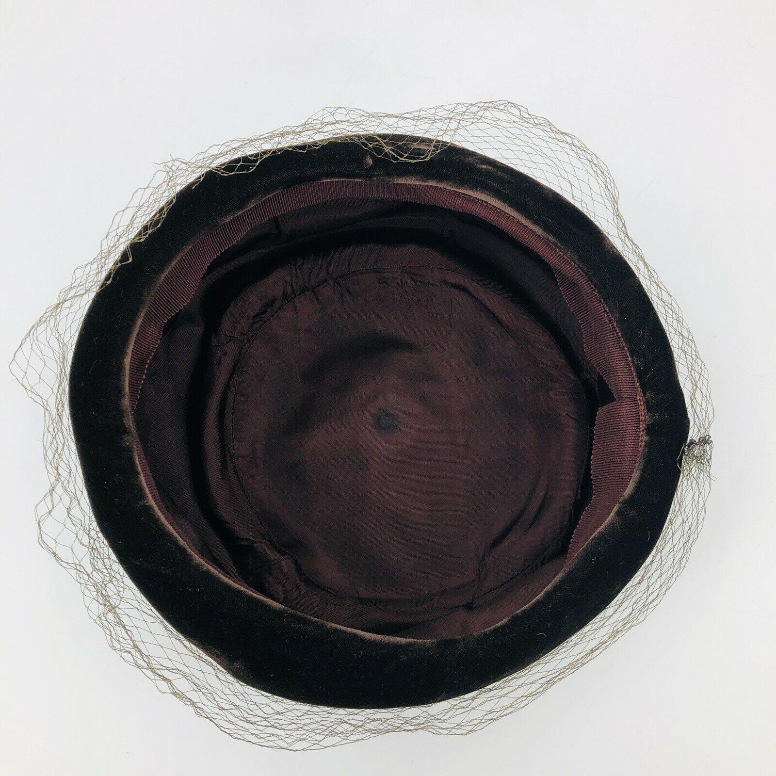 Vintage Womens Pillbox Hat Veil Netting Chocolate Brown Velvet Millinery Cute - Image 6