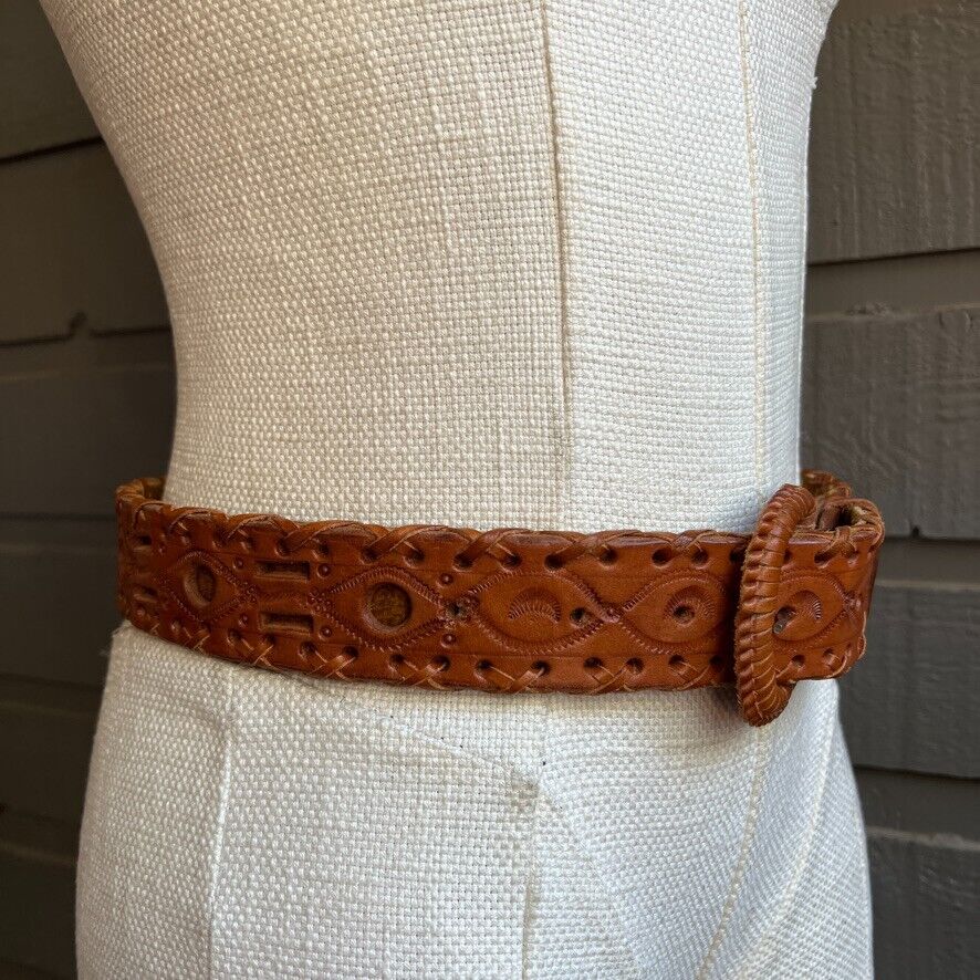 Vintage Women's Warm Brown Leather Tooled Stamped Cutout Western Boho Belt 32" - Image 5