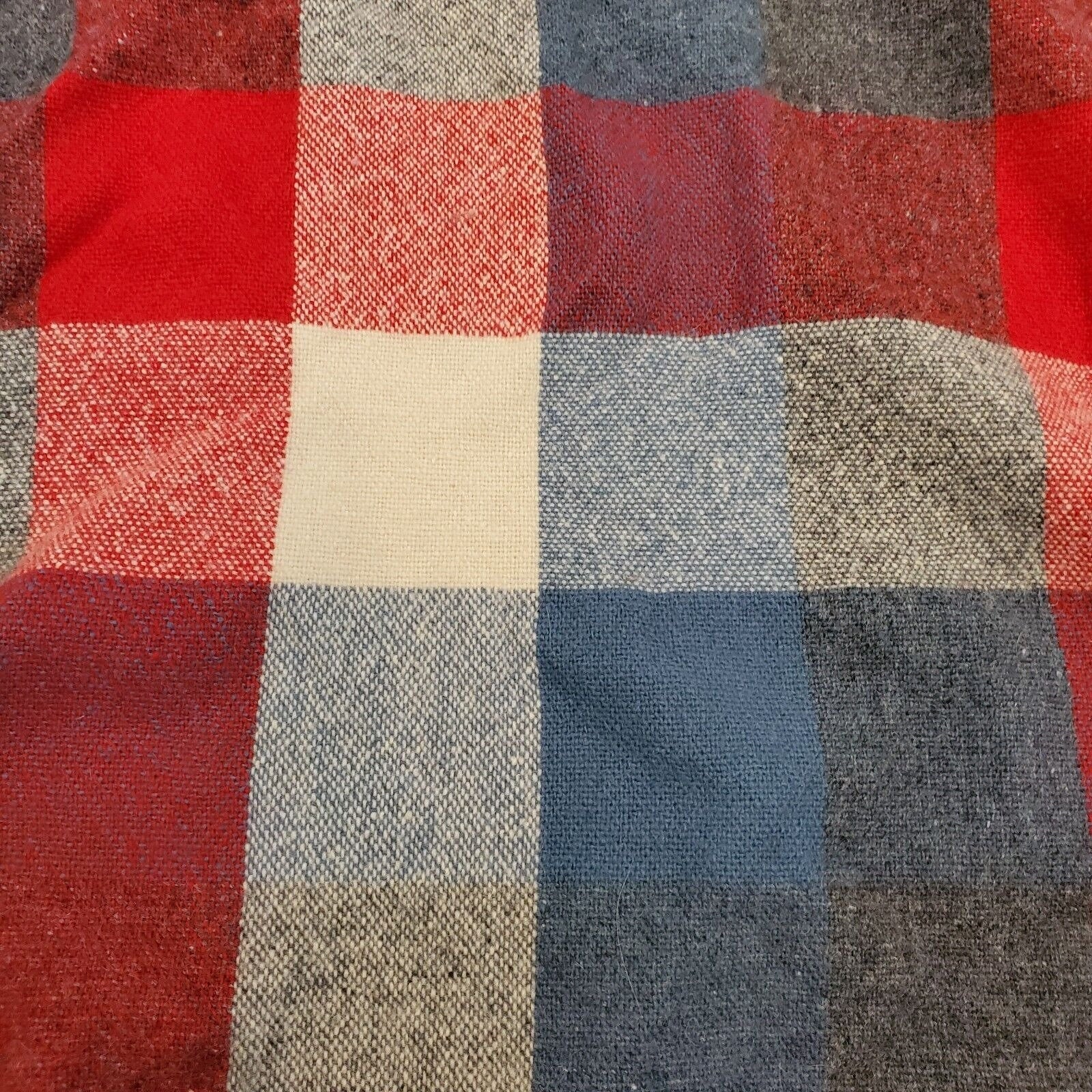Vintage Wool Tartan Plaid Stadium Blanket Lap Throw Car 47” X 50” Fringe by Faribo - Image 6