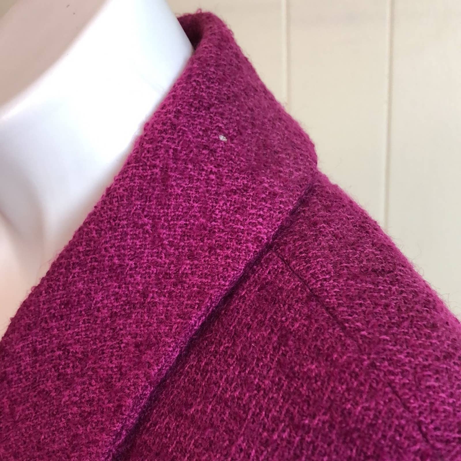 Vintage Woven Wool Blazer Small Classic Magenta Suit Jacket by Saks Fifth Avenue - Image 4