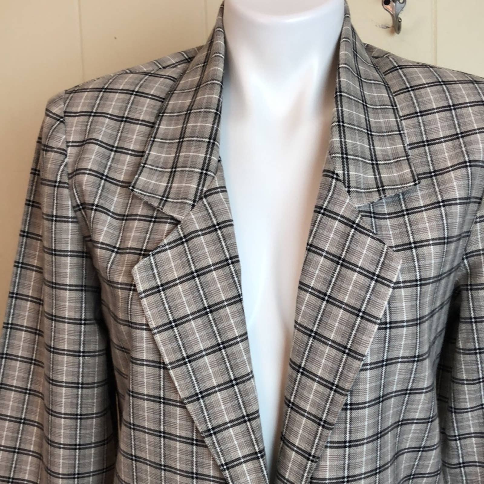 Vtg 80s 90s Classic Boxy Plaid Blazer by Sag Harbor - Image 3