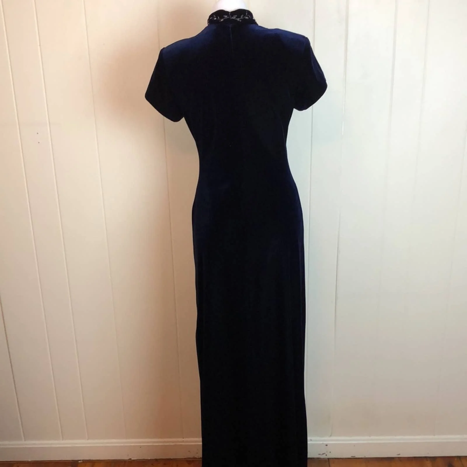 Vtg 80s 90s Velvet Embroidered High Neck Inspired Maxi Dress 8 Cheongsam by Teresa Page - Image 2