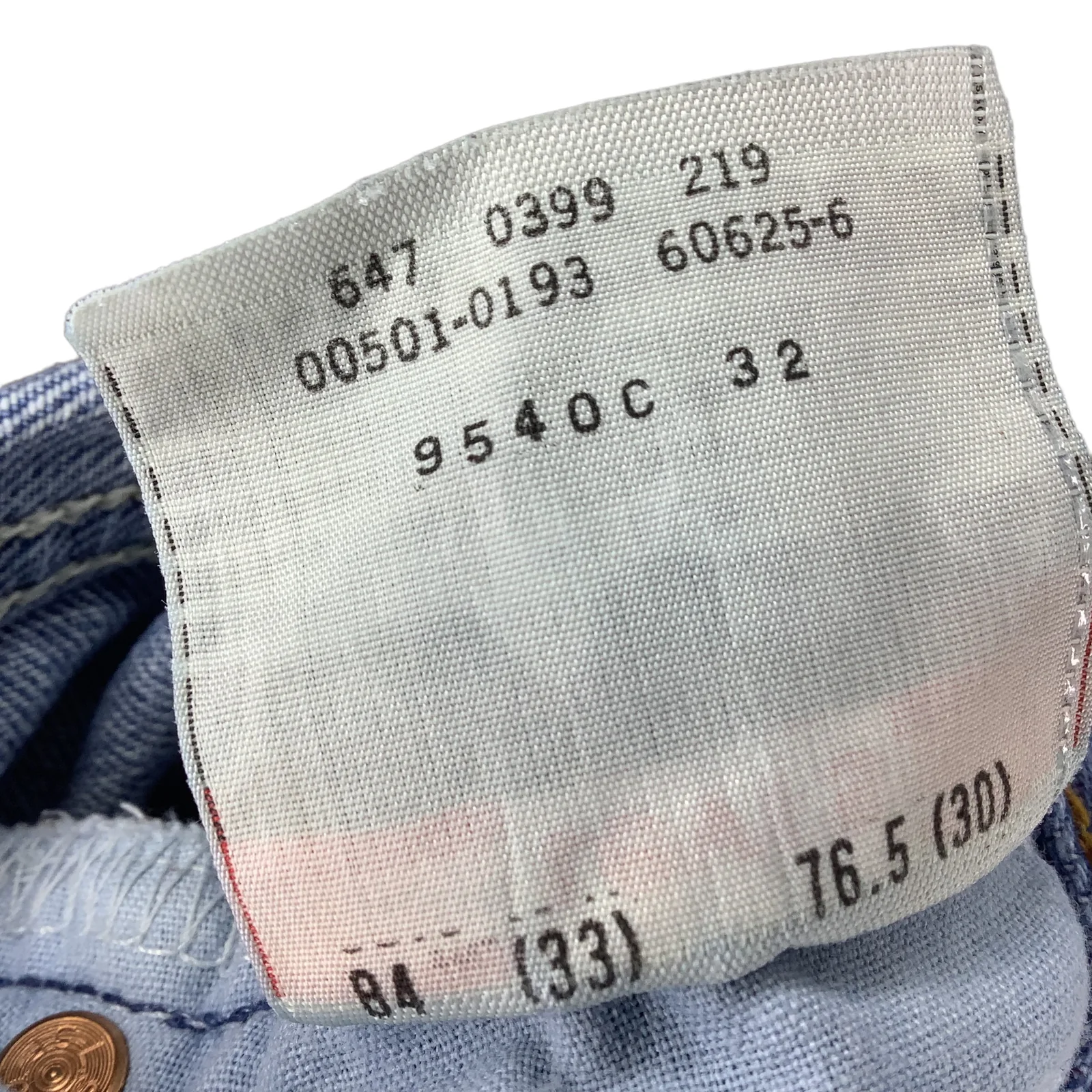Vtg Jeans 90s Red Batwing Tag Grunge Medium Wash Straight Leg 32x29 by Levi's - Image 9