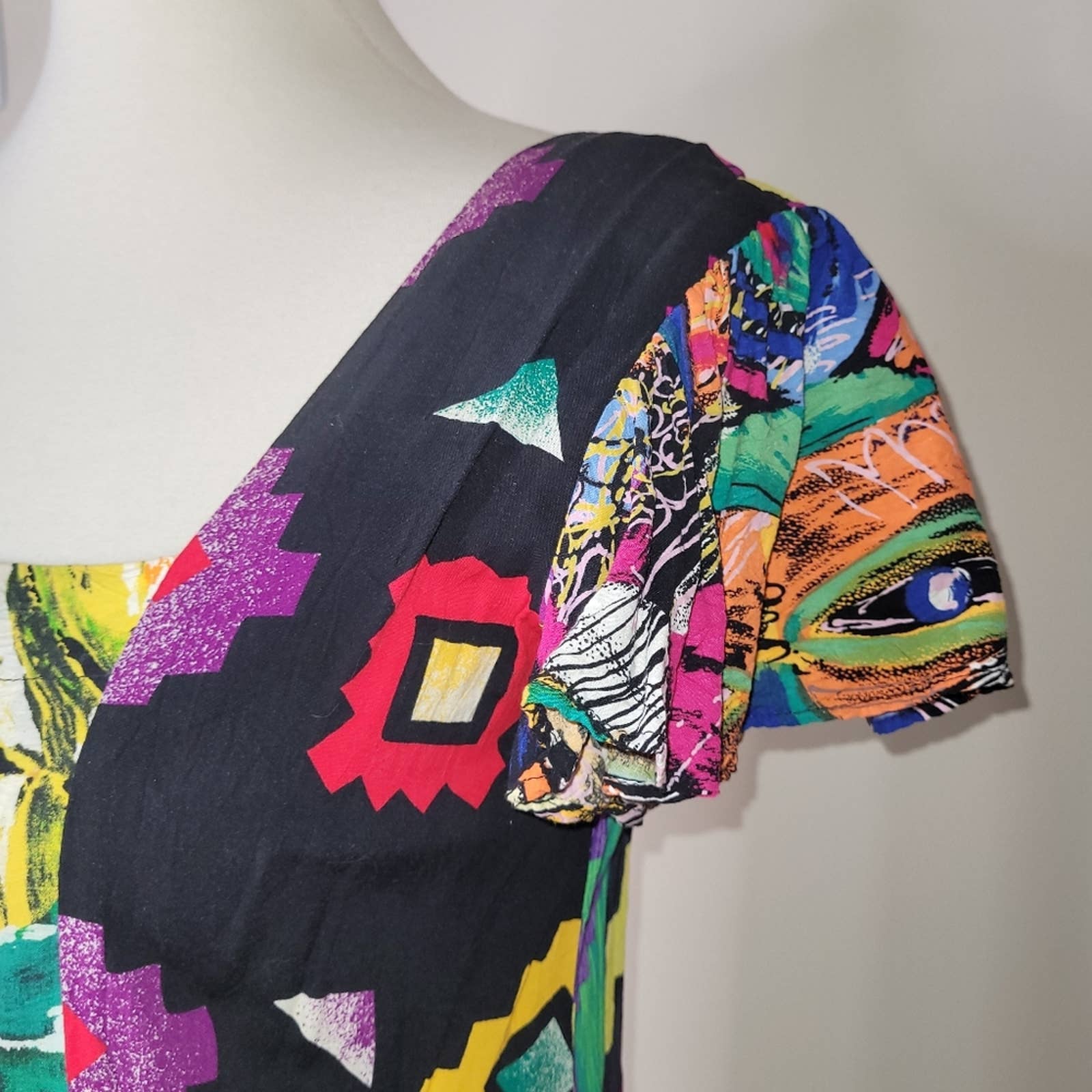 Vtg Multicolor Abstract Square Neck Short Sleeved Flouncy Dress S by Jams World - Image 3